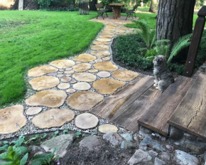 З чого зробити садові доріжки: три бюджетні ідеї