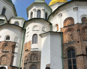 &quot;Вдарили в душу нації&quot;: РФ пошкодила Софійський собор і кіностудію