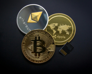 Депутати пропонують зробити криптовалюту частиною міжнародних резервів України