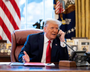 Трамп після дзвінка Путіна: війна має закінчитися