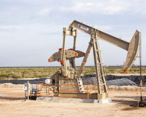 Нефть дорожает на фоне обострения на Ближнем Востоке