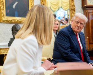 Трамп высказался о санкциях против РФ: это слишком дорого