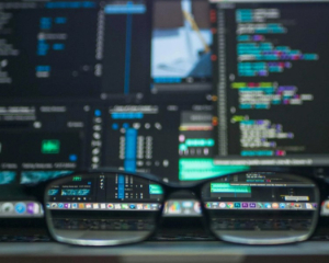 В Інтернеті "злили" 16 млрд паролів Apple, Google і Facebook