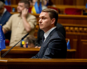 Кравченко став генеральним прокурором: президент підписав указ