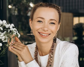 Дружина Віктора Павліка знову лягла під ніж: фото до та після пластичної операції