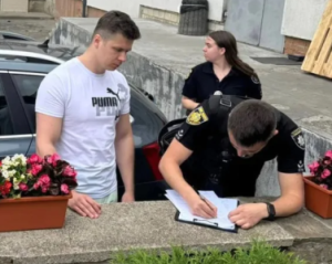 Друг Гусакова пытался скрыться во время следственных действий и ранил полицейского