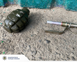 Погрожував підірвати ТЦ: у Харкові затримали чоловіка з гранатою