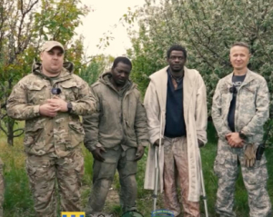 Українські військові взяли в полон двох громадян Камеруну, які воювали на боці агресора