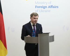 Німеччина готується до запуску виробництва зброї в Україні