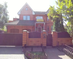 У родини ексголови Херсонської МВА знайшли маєток під Києвом за $500 тис.