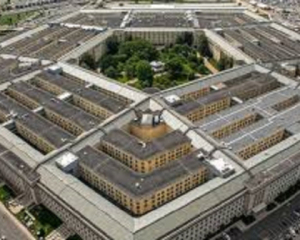 Пентагон приостановил поставки зенитных ракет и части высокоточных боеприпасов Украине - Politico