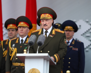 Лукашенко: Путин до конца года разместит в Беларуси &quot;Орешник&quot;