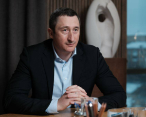 Чернишова не відсторонили від посади міністра національної єдності