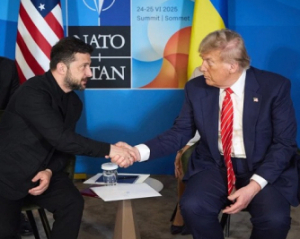 На тлі призупинення допомоги: Зеленський і Трамп готуються до телефонної розмови - Politico