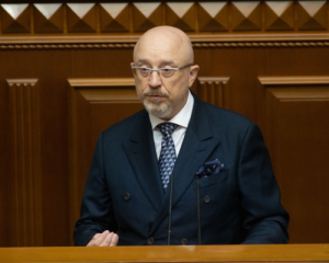 У Резникова провели обыск из-за закупки продовольствия для армии - СМИ