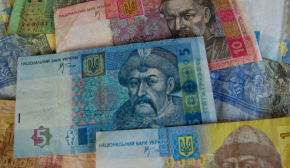 Лише 15% українців вважають свої доходи гідними - опитування