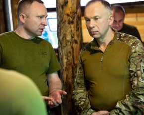 На Південнослобожанському напрямку щодня точаться бої, загроза нових атак зберігається - Сирський