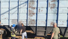 На залізниці в Ніжині від удару струмом загинув підліток, ще одна дівчина в реанімації