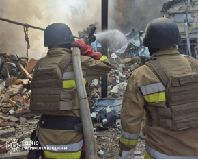 Ворог атакував Миколаїв дронами, є постраждалі - фото і відео наслідків