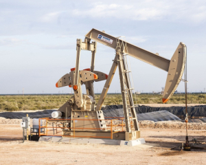 Ціни на нафту різко впали на тлі несподіваної заяви ОПЕК+