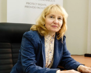Українські школярі тікають за кордон: омбудсменка розповіла про масштаби проблеми