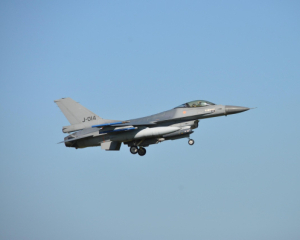 Чехія підготує українських пілотів для винищувачів F-16