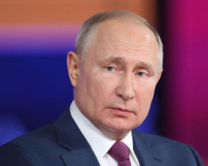 Путин потерял 4% поддержки за неделю