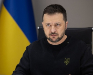 Зеленский заявил, что помощь Украине возобновлена