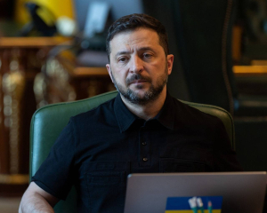Зеленський пропонує подовжити воєнний стан і мобілізацію