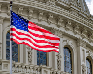 Сенат США приостанавливает рассмотрение законопроекта о санкциях против РФ