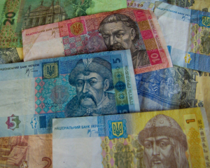 Пенсії в Україні зросли на початку року