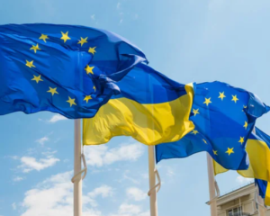 Будущее европейской демократии решается в Украине - Financial Times