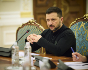Зеленский ввел санкции против российских поставщиков металлов