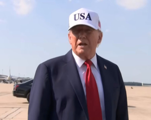 Трамп объявил 25% пошлины против Индии За то, что покупает российскую нефть