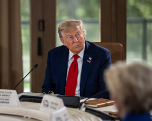 Трамп заявив, що Росія припинить війну через економічний тиск