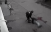 Журналисты показали видео расстрела гражданского в Буче и мародерства российских военных