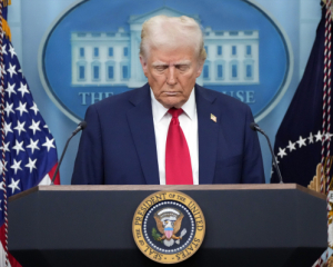 Трамп не понимает, почему бизнес не может быть выше идеологии.
