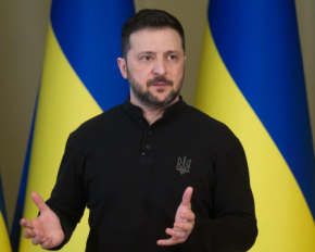 Никаких уступок: Зеленский ответил на требование Кремля