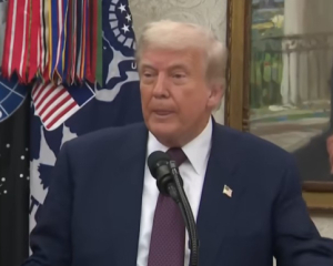 ЗМІ назвали ідею Трампа про &quot;обмін територіями&quot; називає повільною поразкою України