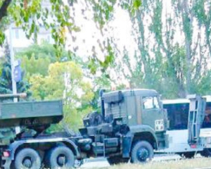 Росія стягує війська до Запоріжжя: помічено сотні одиниць техніки