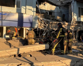 Десятки поранених та масштабні руйнування: Росіяни вдарили КАБами по Запоріжжю