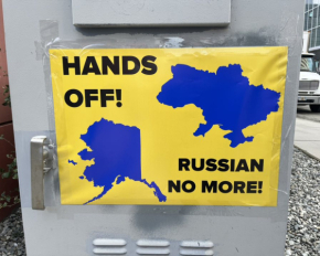 Голос народа против воли Кремля: на Аляске митингуют за Украину