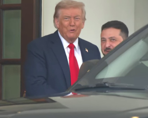 &quot;Дуже чутлива тема&quot;: Зеленський передав Меланії Трамп лист від першої леді України