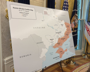 В Овальном кабинете во время переговоров Трампа и Зеленского висела карта с оккупированными территориями Украины - СМИ