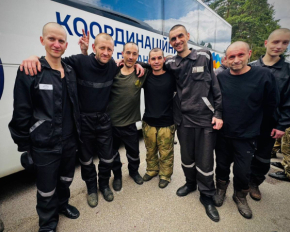 З полону - додому: Україна повернула десятки людей, серед них - журналіст