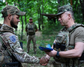 ЗСУ прорвали оборону ворога на Донеччині і звільнили три села - Сирський