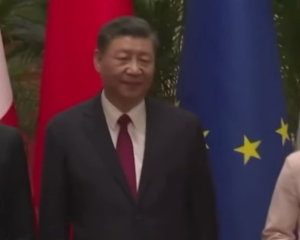 Лидер Китая поздравил Украину с Днем Независимости, отправив Зеленскому письмо на фоне визита Путина