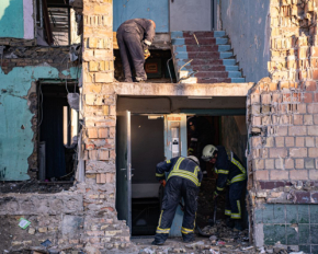 У Дарницькому районі завершили рятувальні роботи - фото і відео