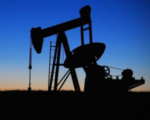 Удары ВСУ по российским НПЗ подняли цены на нефть