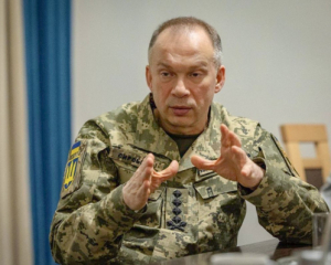 Росіяни від початку року втратили 300 тис. військових - Сирський